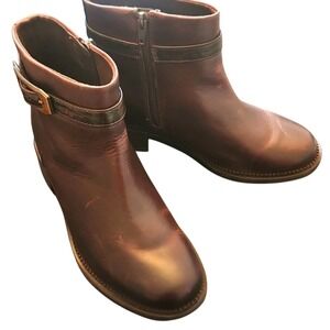 Clarks‎ Maroon Maye Grace Leather Ankle Boots 7.5 W